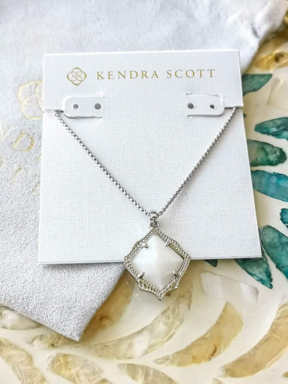 Kendra Scott Kacey Silver White Pearl Long Pendant Necklace